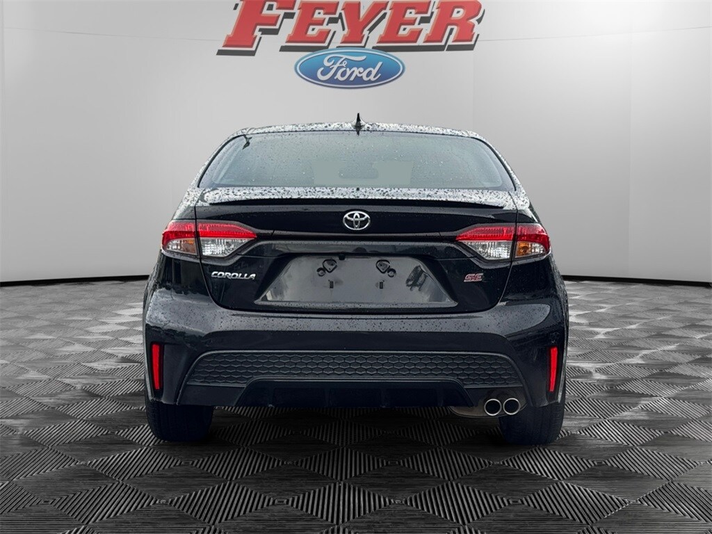 2020 Toyota Corolla SE photo 4