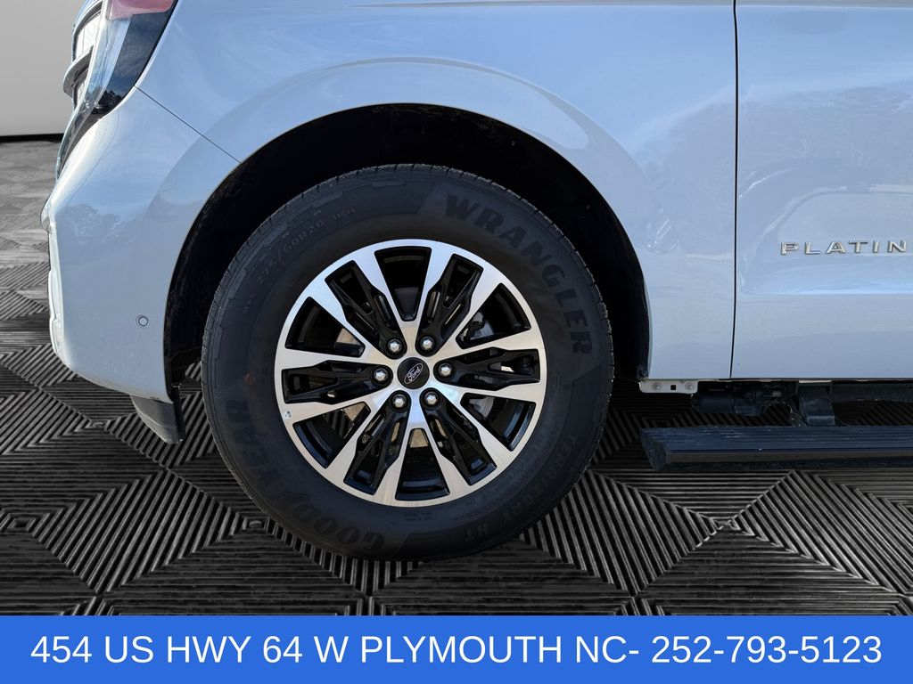 2025 Ford Expedition Platinum - Photo 14