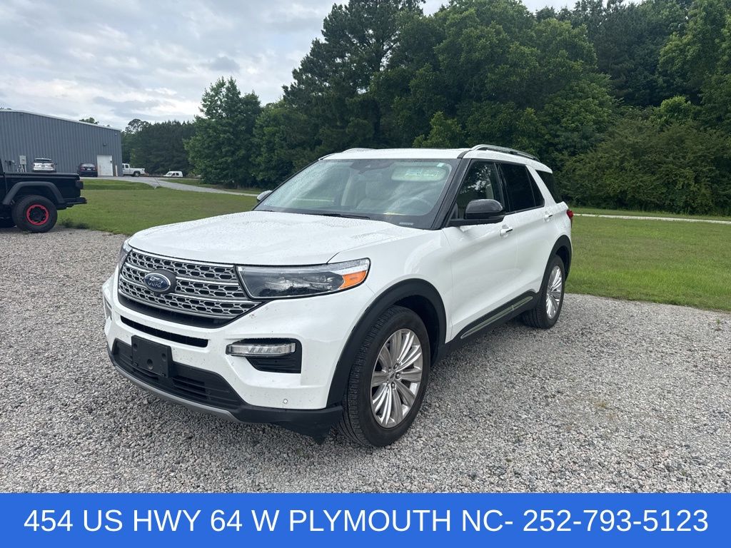 2022 Ford Explorer Limited RWD's photo