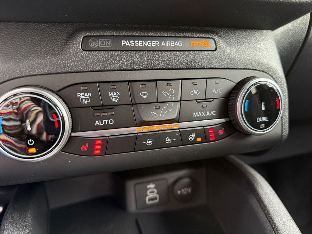 2026 Ford Escape ST-Line - Photo 21