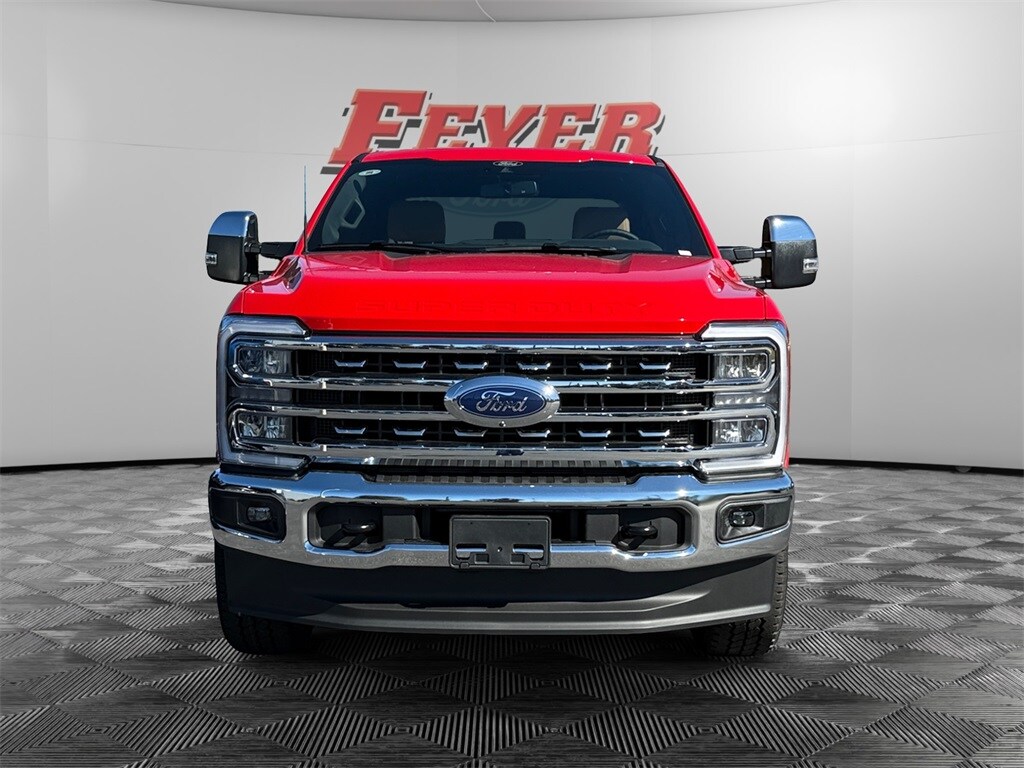 2026 Ford F-250 Lariat photo 2