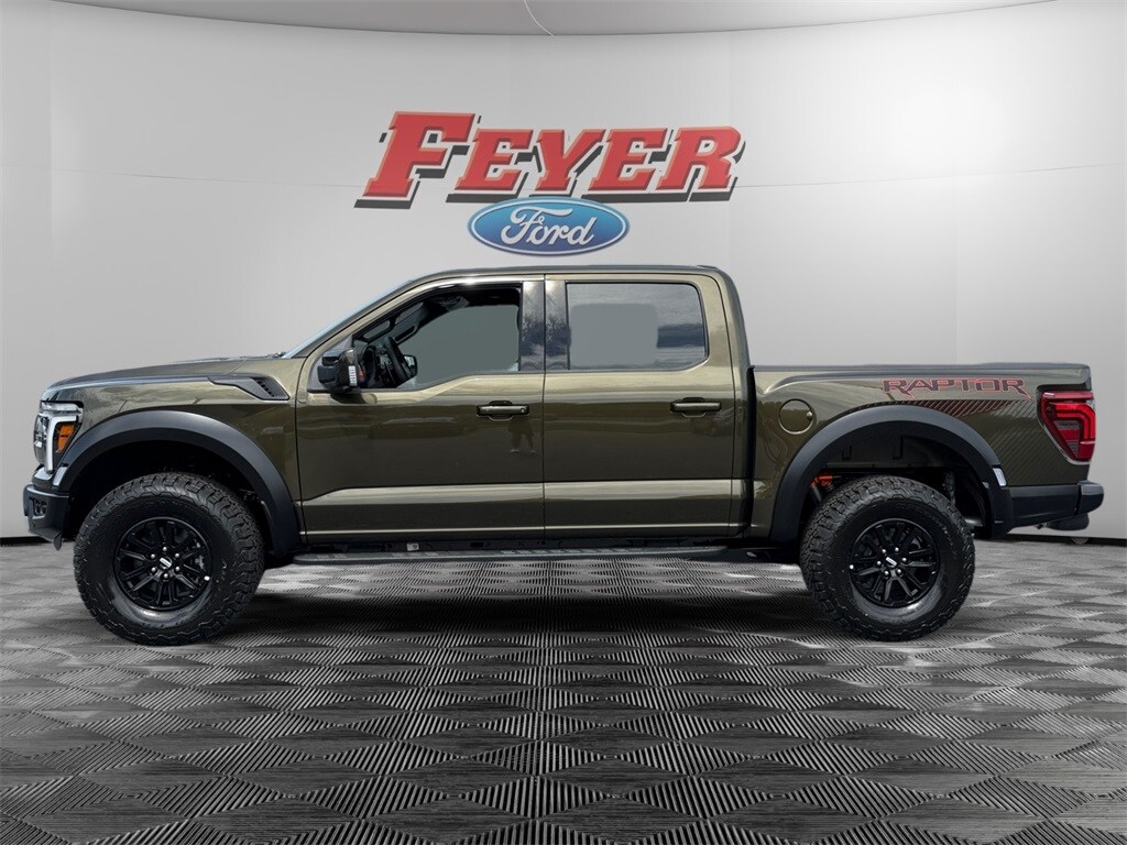2025 Ford F-150 Raptor photo 2