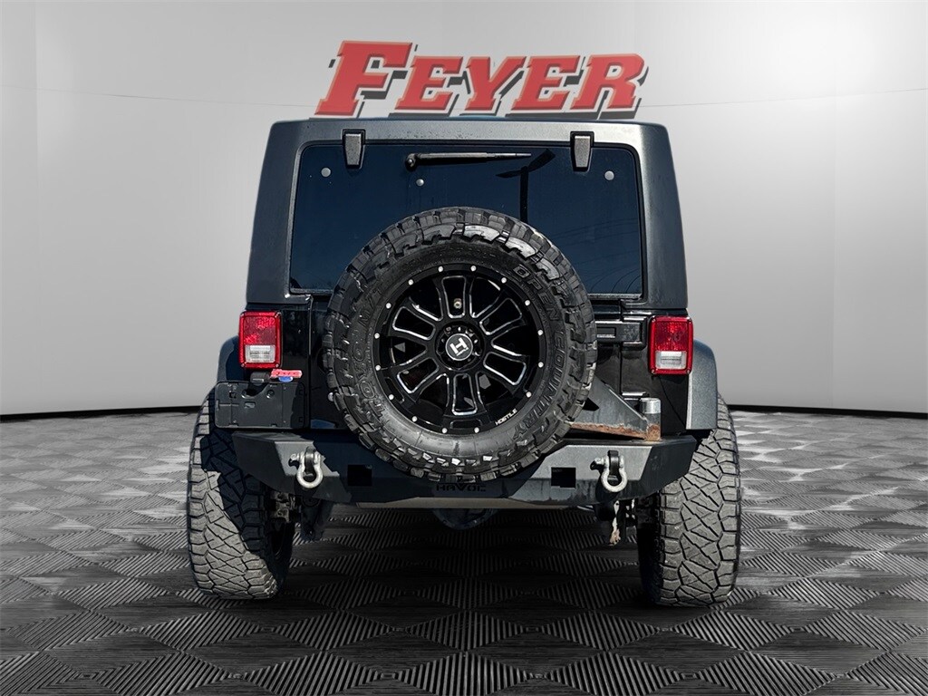 2017 Jeep Wrangler Unlimited Sport photo 4