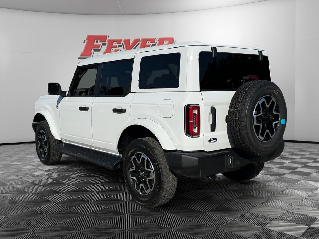 New 2026 Ford Bronco Outer Banks SUV