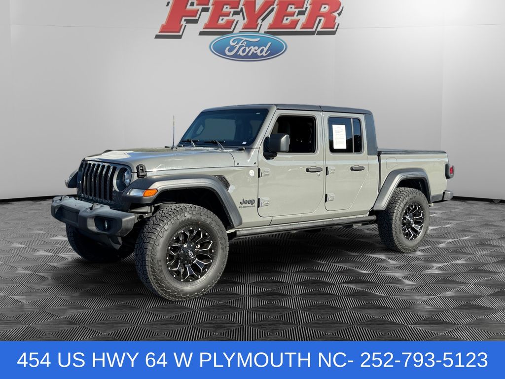 2020 Jeep Gladiator Sport S's photo