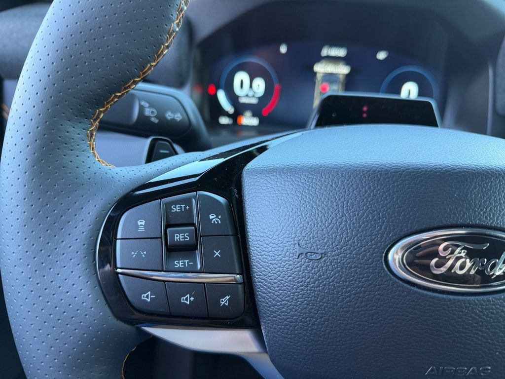 2026 Ford Explorer Tremor - Photo 17