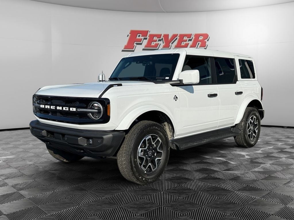 New 2026 Ford Bronco Outer Banks SUV