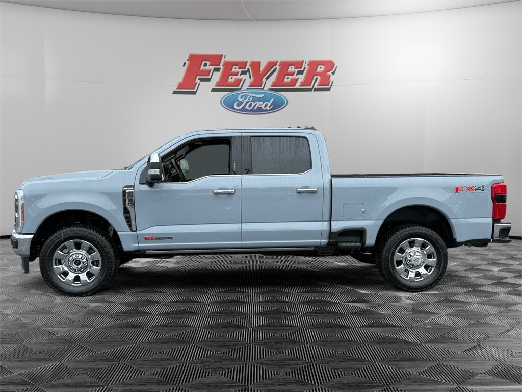 2026 Ford F-250 photo 2