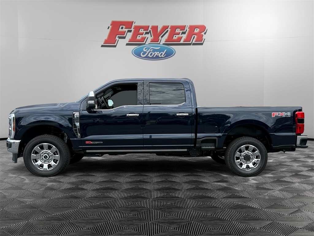 2025 Ford F-350 photo 2