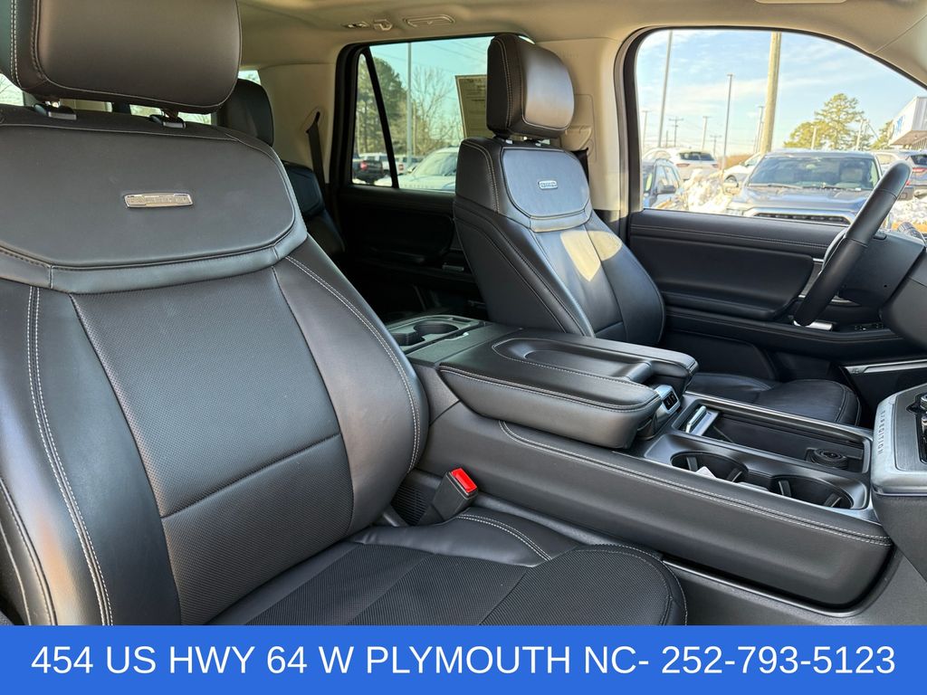 2025 Ford Expedition Platinum - Photo 23