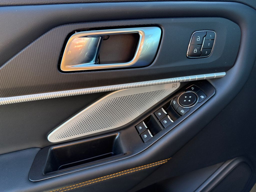 2026 Ford Explorer Tremor - Photo 26