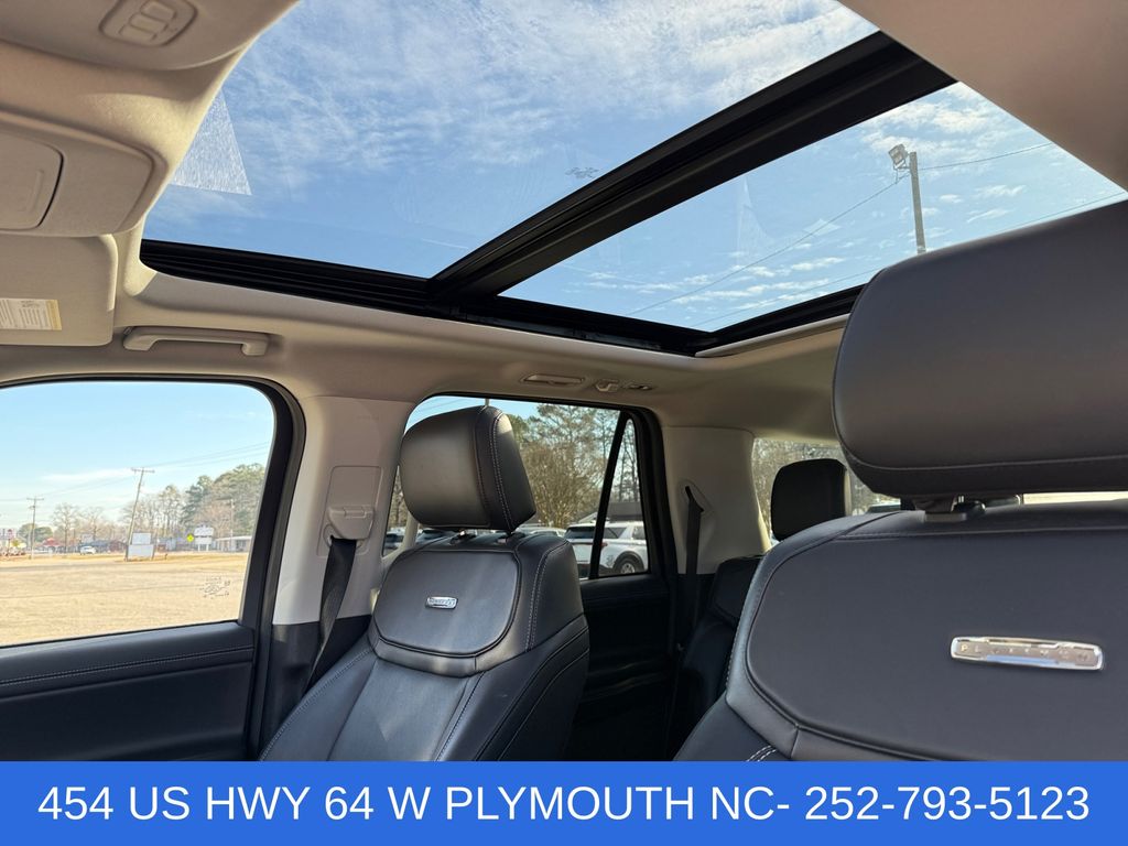 2025 Ford Expedition Platinum - Photo 17