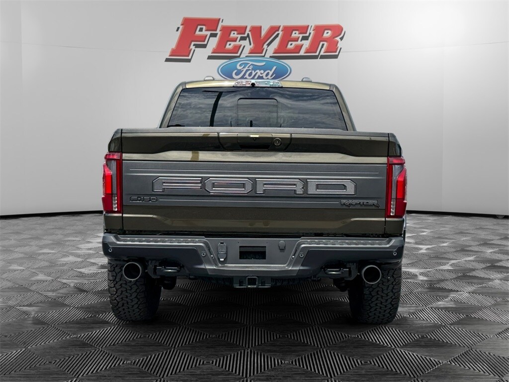 2025 Ford F-150 Raptor photo 4