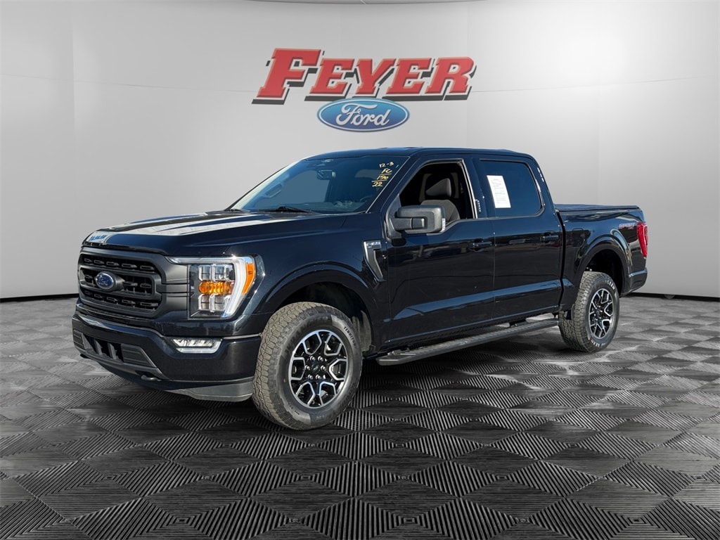 2022 Ford F-150 XLT's photo