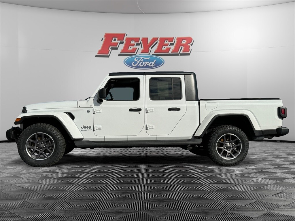 2021 Jeep Gladiator Overland photo 2