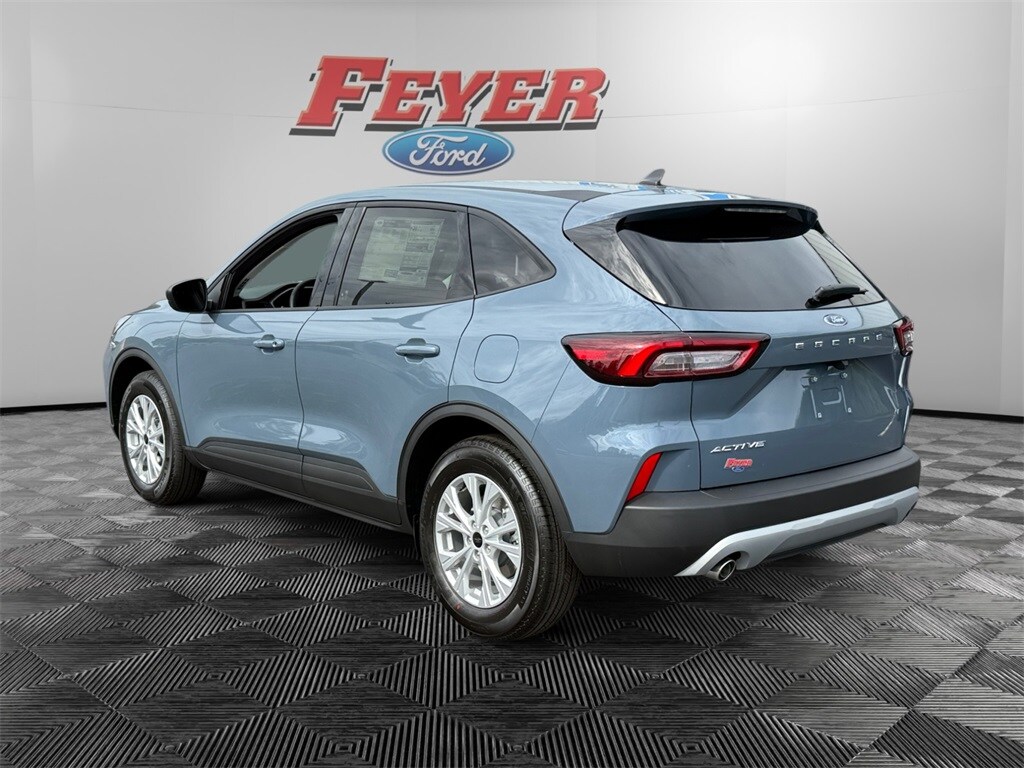 2026 Ford Escape Active photo 2
