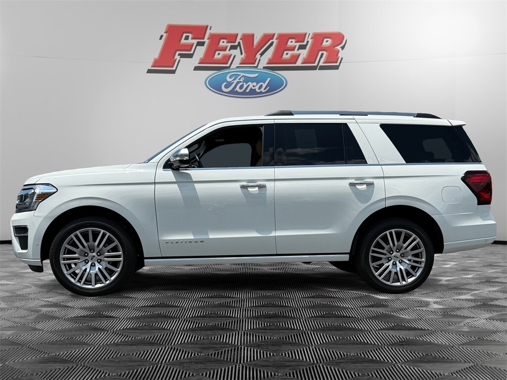 2024 Ford Expedition Platinum photo 2