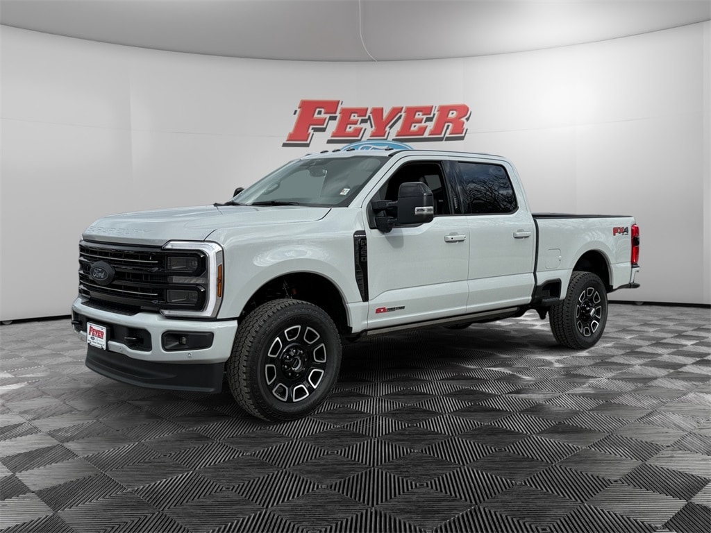 2026 Ford F-350 Super Duty Platinum's photo