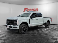 2026 Ford Super Duty F-350 Platinum Truck