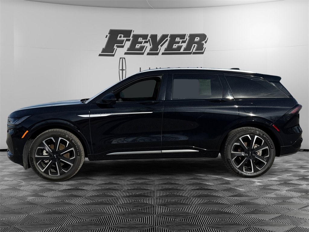 Used 2024 Lincoln Nautilus Reserve SUV