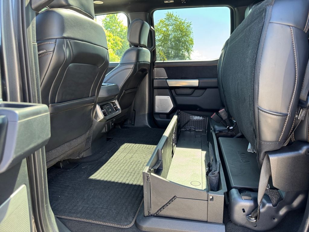 2024 Ford F-350 Super Duty Platinum - Photo 25