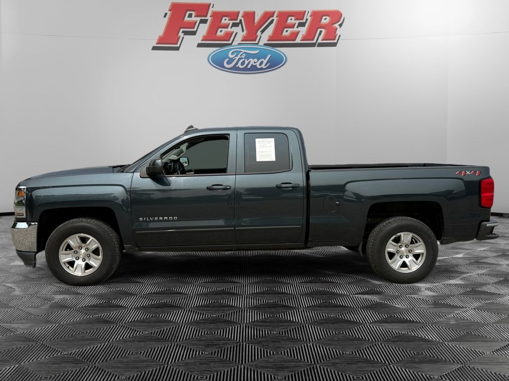 Used 2018 Chevrolet Silverado 1500 LT with VIN 1GCVKRECXJZ174114 for sale in Williamston, NC