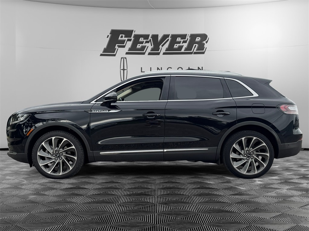 Used 2022 Lincoln Nautilus Reserve with VIN 2LMPJ8KP2NBL10242 for sale in Plymouth, NC