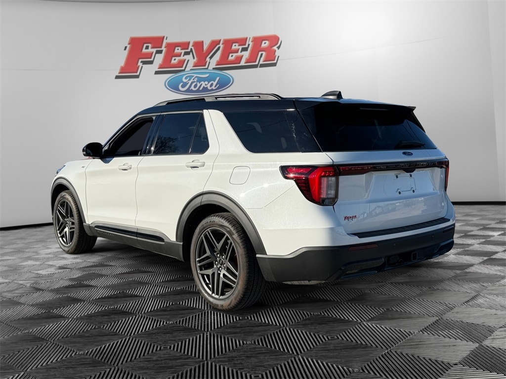 New 2025 Ford Explorer ST-Line SUV