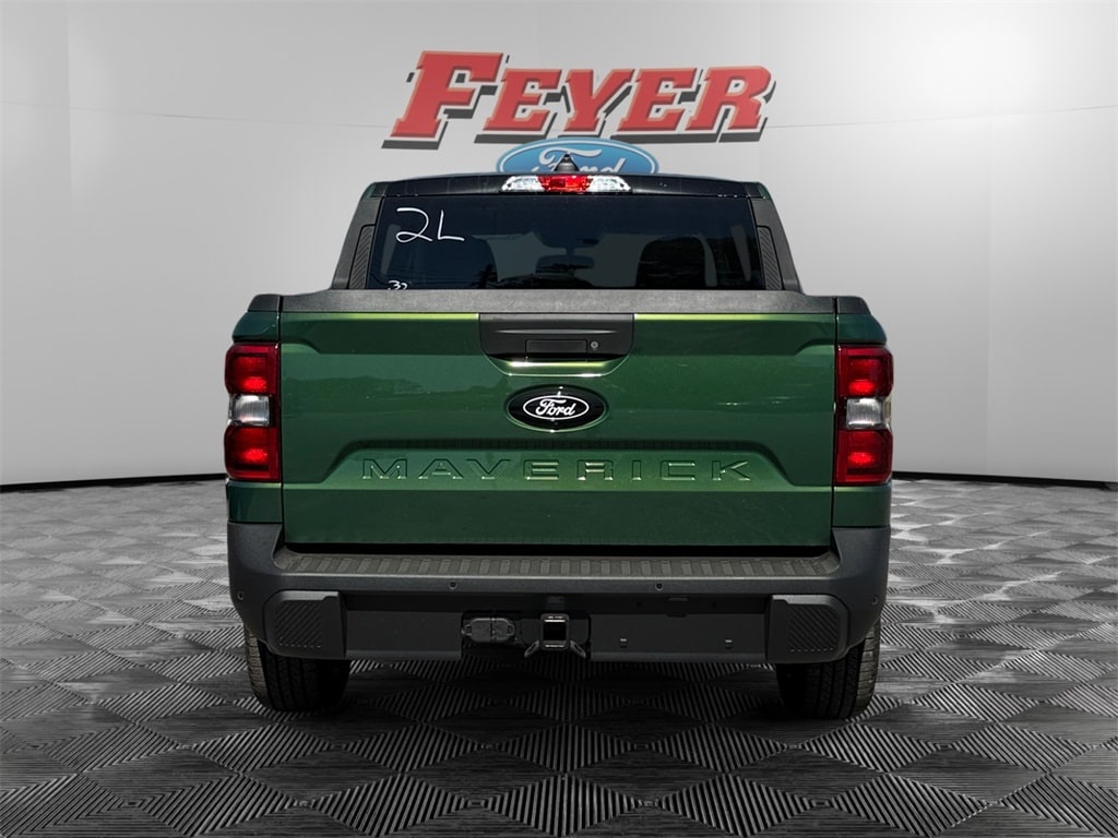 New 2025 Ford Maverick XLT Truck