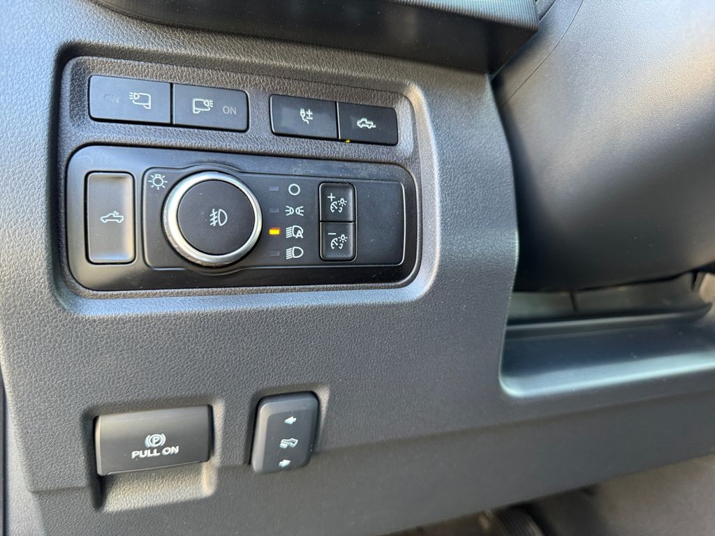 2024 Ford F-350 Super Duty Platinum - Photo 23
