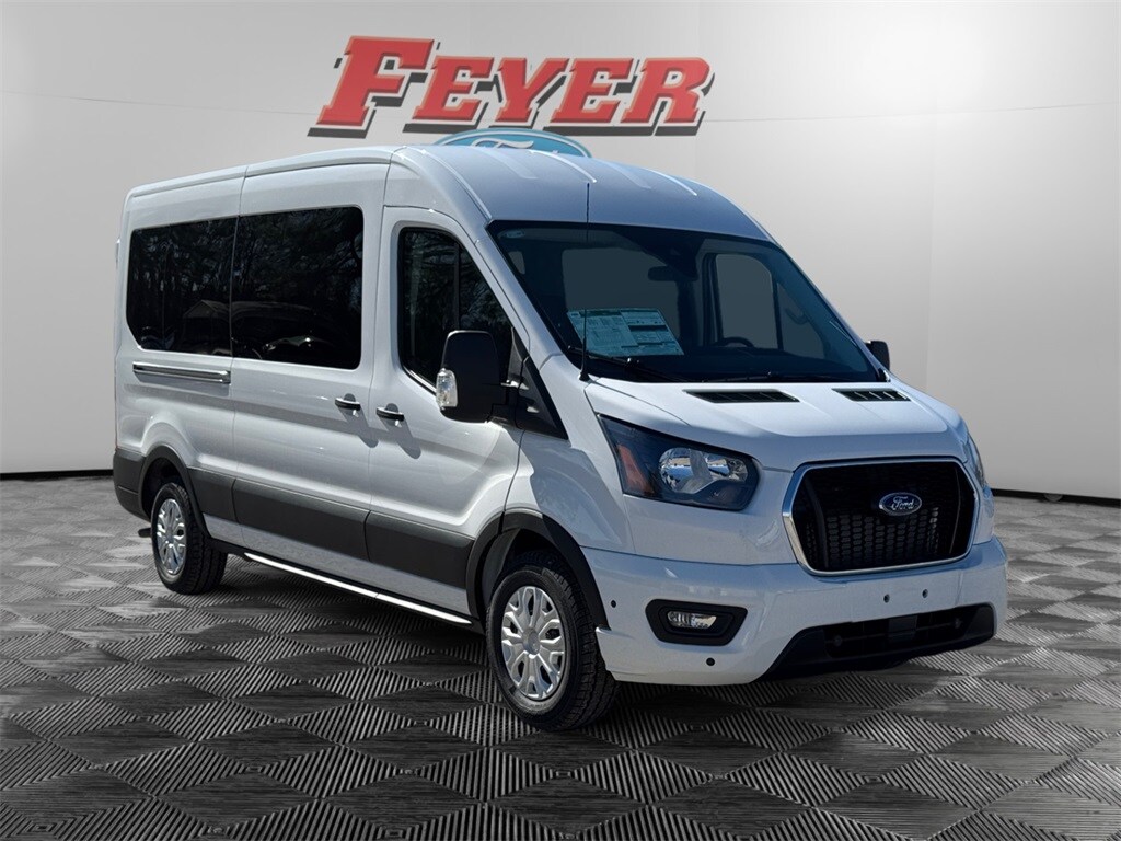 2024 Ford Transit photo 3