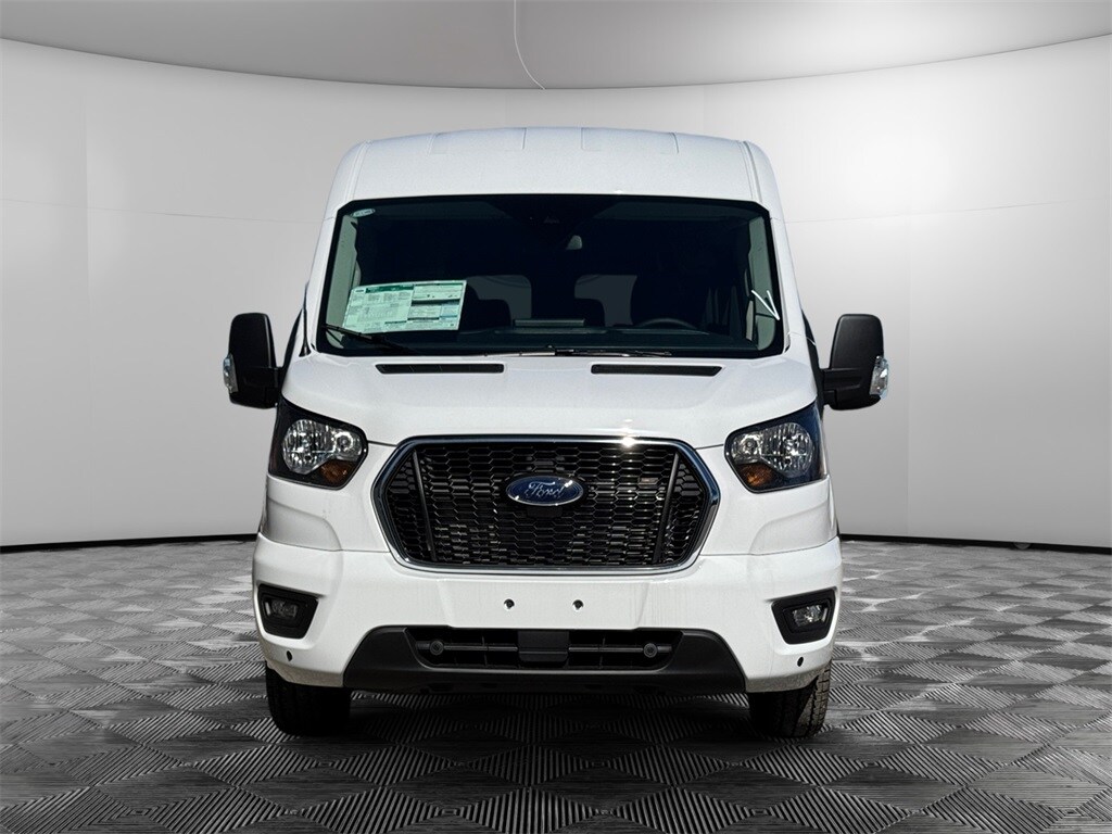 2024 Ford Transit XLT photo 2