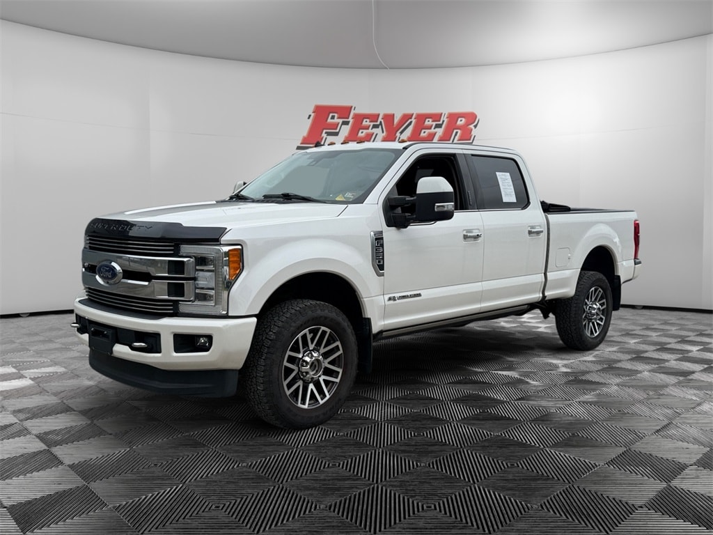 2019 Ford F-350 Super Duty Limited's photo