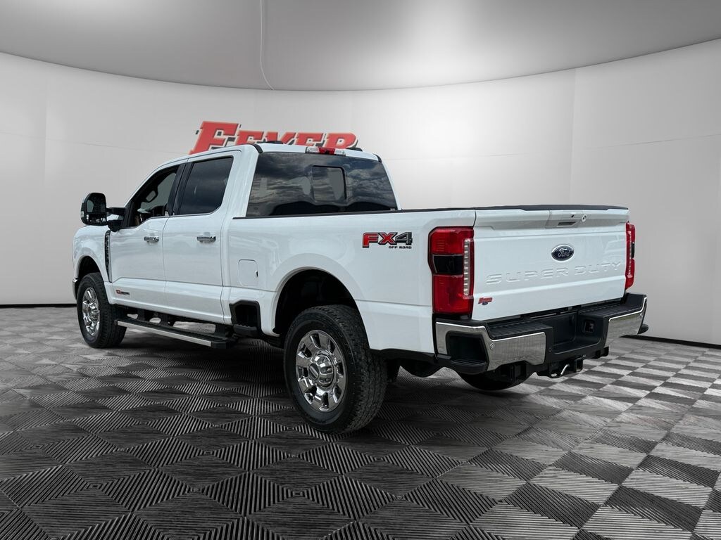 Used 2025 Ford F-350SD Lariat Truck
