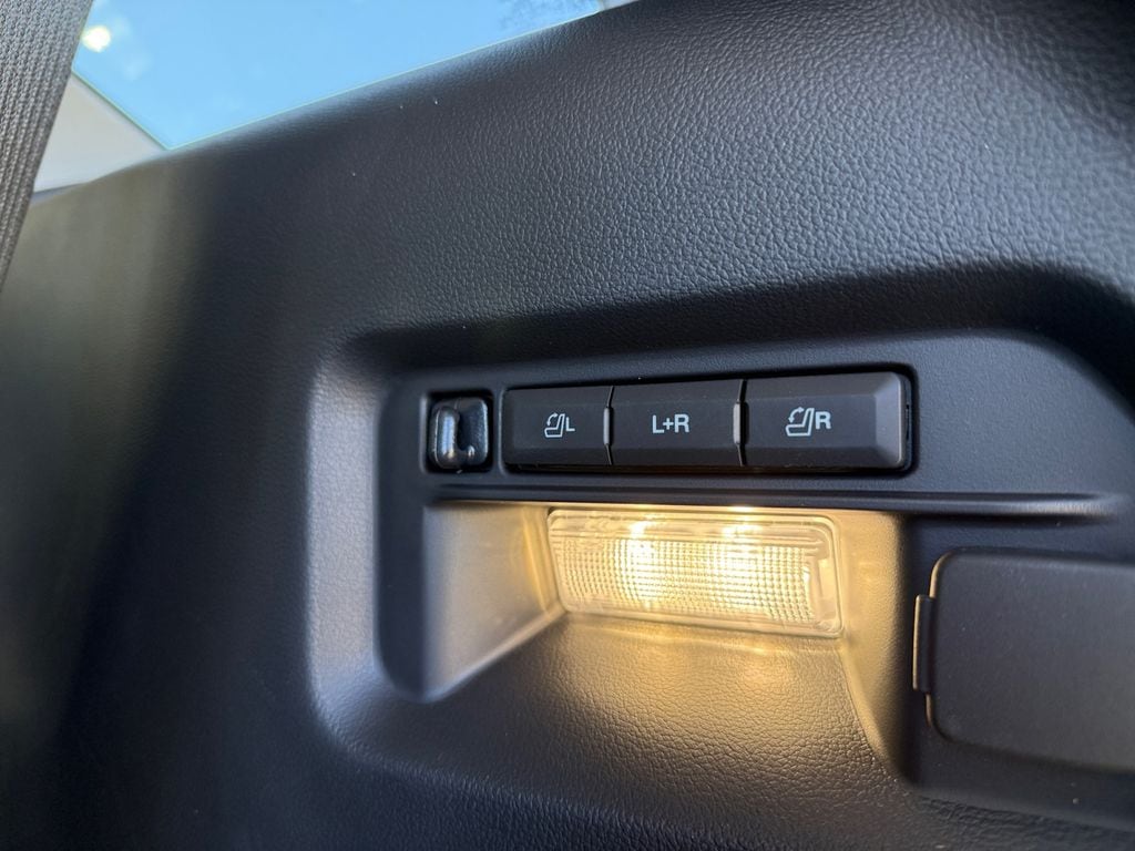 2026 Ford Explorer Platinum - Photo 16