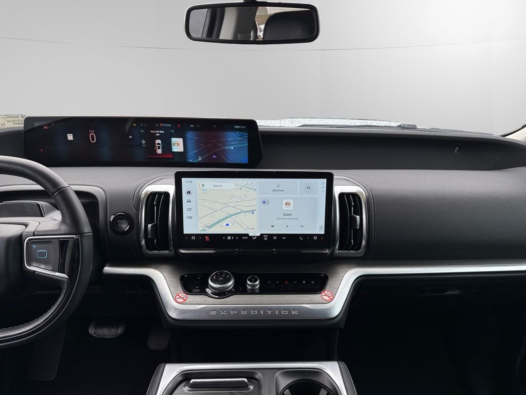 2025 Ford Expedition Platinum - Photo 11