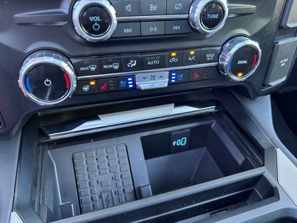 2024 Ford F-350 Super Duty Platinum - Photo 20