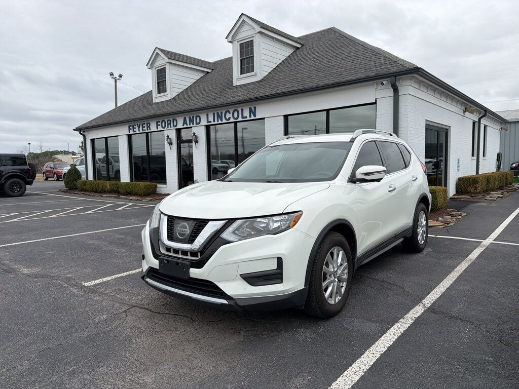 Used 2017 Nissan Rogue SV SUV