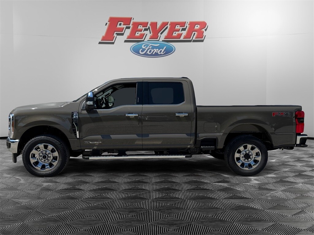 2026 Ford F-250 photo 2