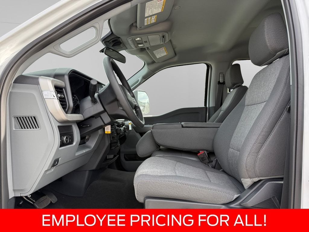 2026 Ford F-350 Super Duty XL - Photo 13