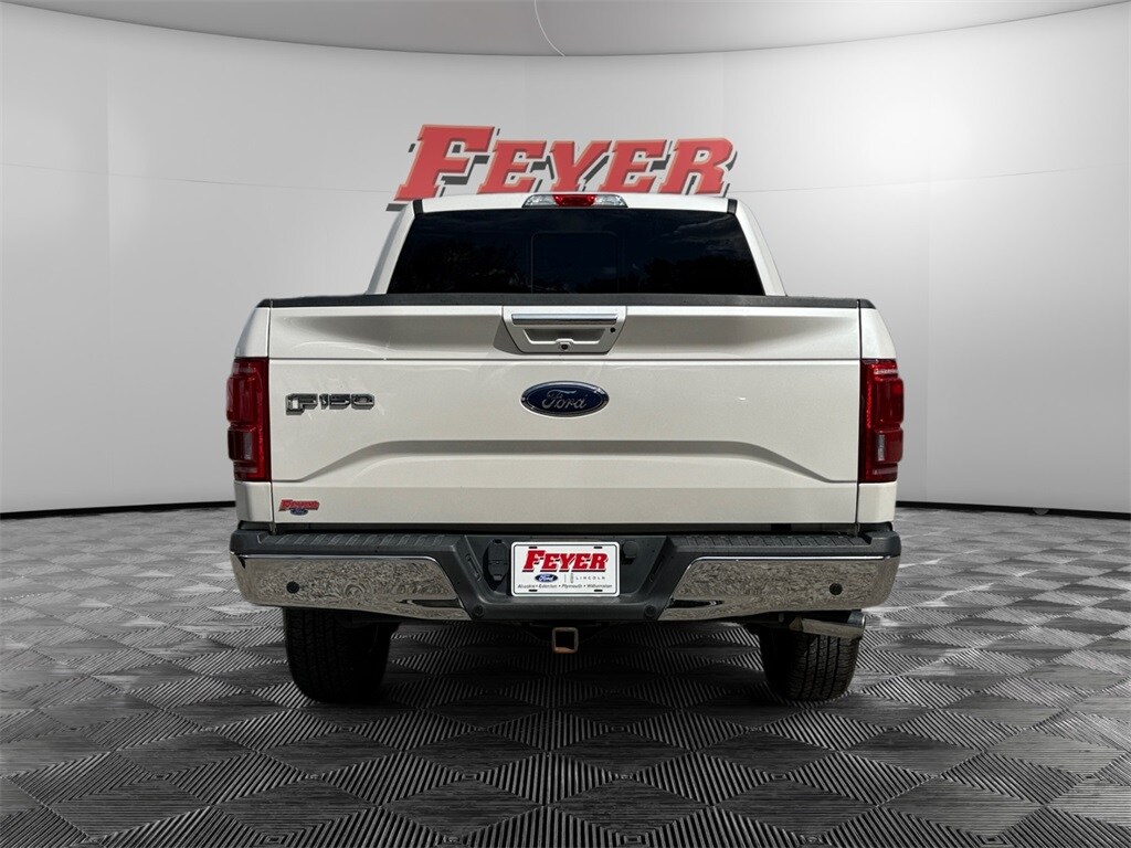 2017 Ford F-150 Lariat photo 2