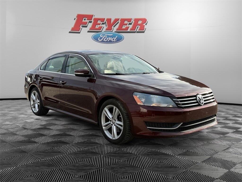 2014 Volkswagen Passat SE photo 3