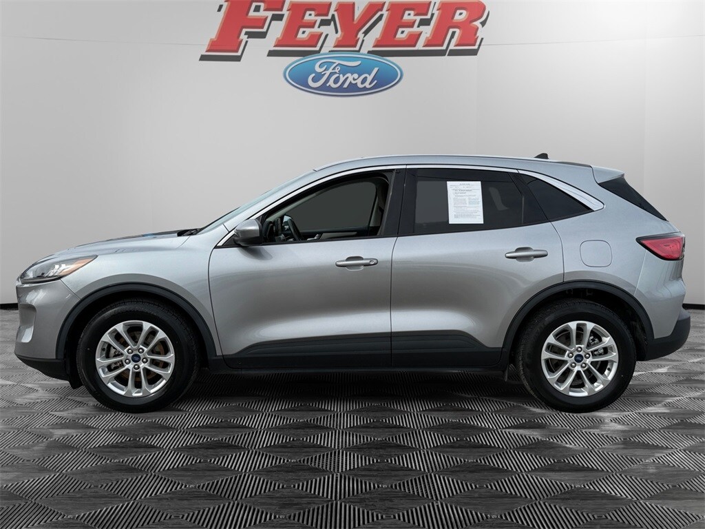 2021 Ford Escape SE photo 2