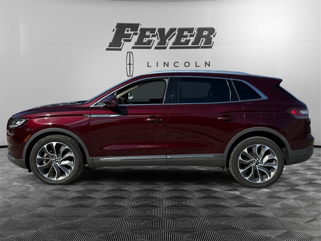 Used 2022 Lincoln Nautilus Reserve SUV