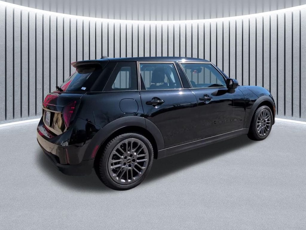 2025 MINI Hardtop 4 Door S - Photo 6