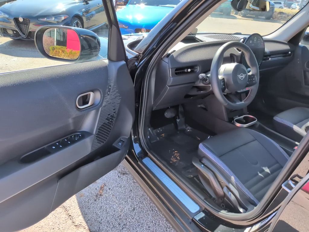 2025 MINI Hardtop 4 Door S - Photo 20