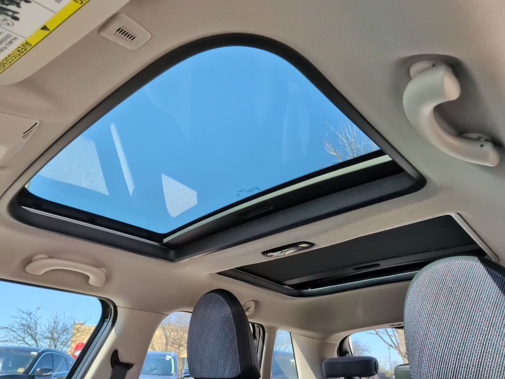 2025 MINI Hardtop 4 Door S - Photo 30
