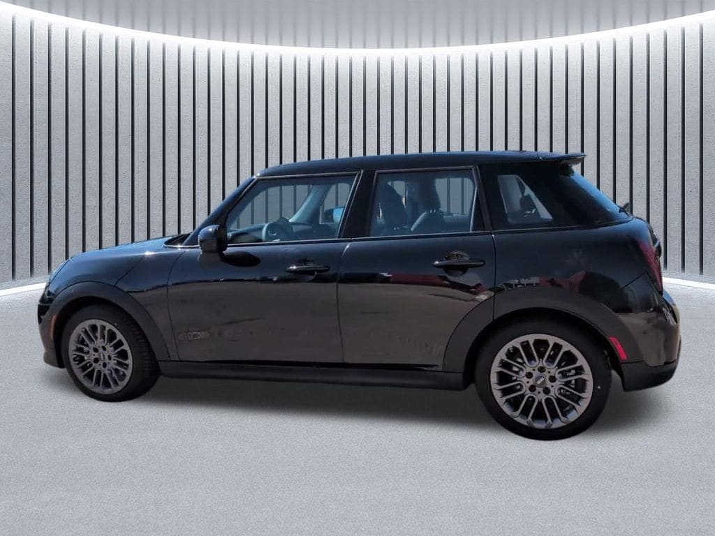 2025 MINI Hardtop 4 Door S - Photo 13