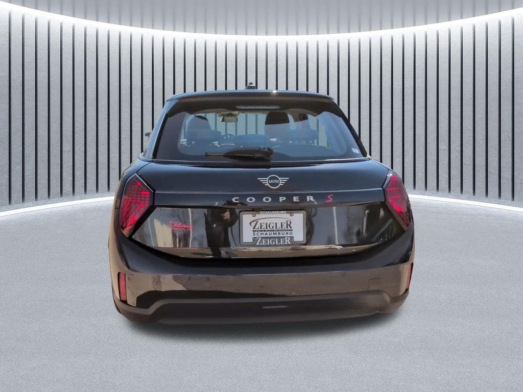 2025 MINI Hardtop 4 Door S - Photo 9