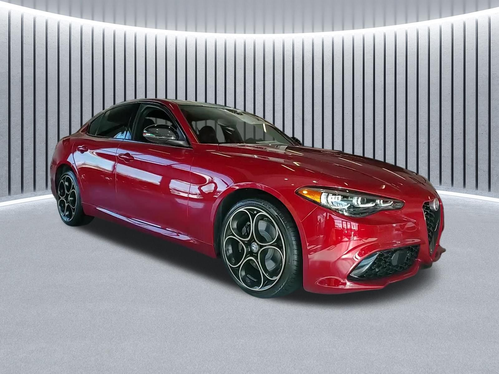 2025 Alfa Romeo Giulia Intensa AWD's photo
